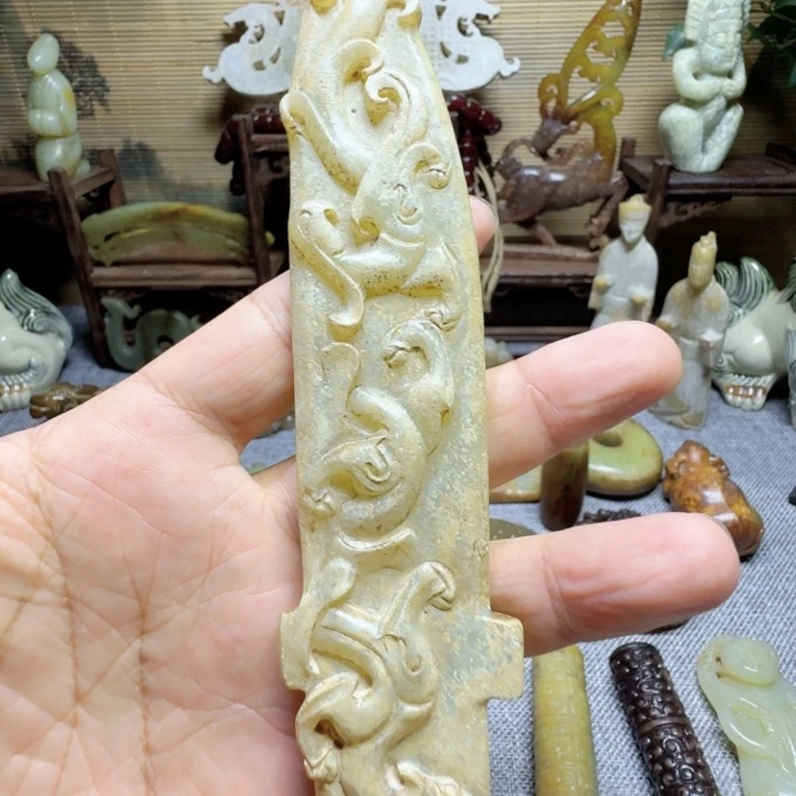 乐***央未镶嵌和田玉（糖玉）挂件