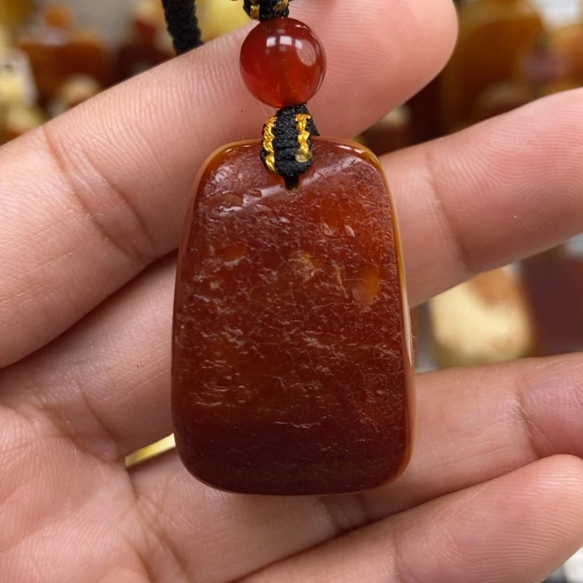 【闪购商品】琥珀颈饰未镶嵌