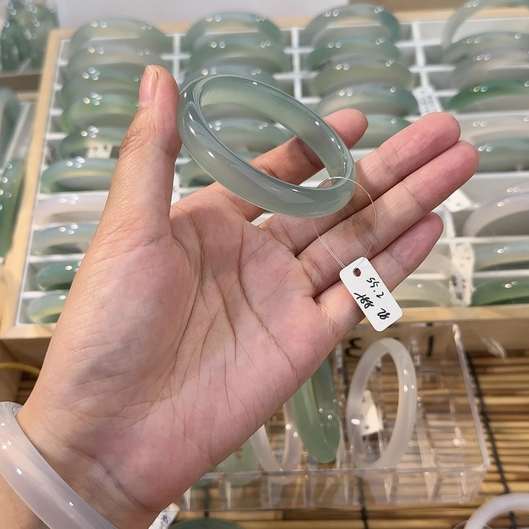 手镯玛瑙/玉髓未镶嵌圈口55.2