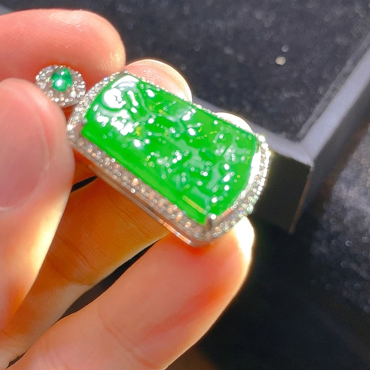 【闪购商品】翡翠颈饰未镶嵌翡翠