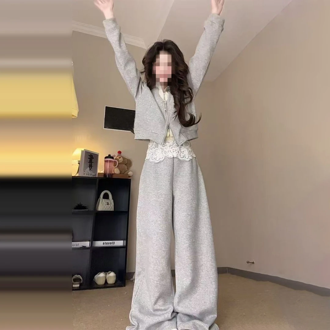 高级感韩系早秋季穿搭一整套休闲风运动卫衣套装女巨好看2025新款