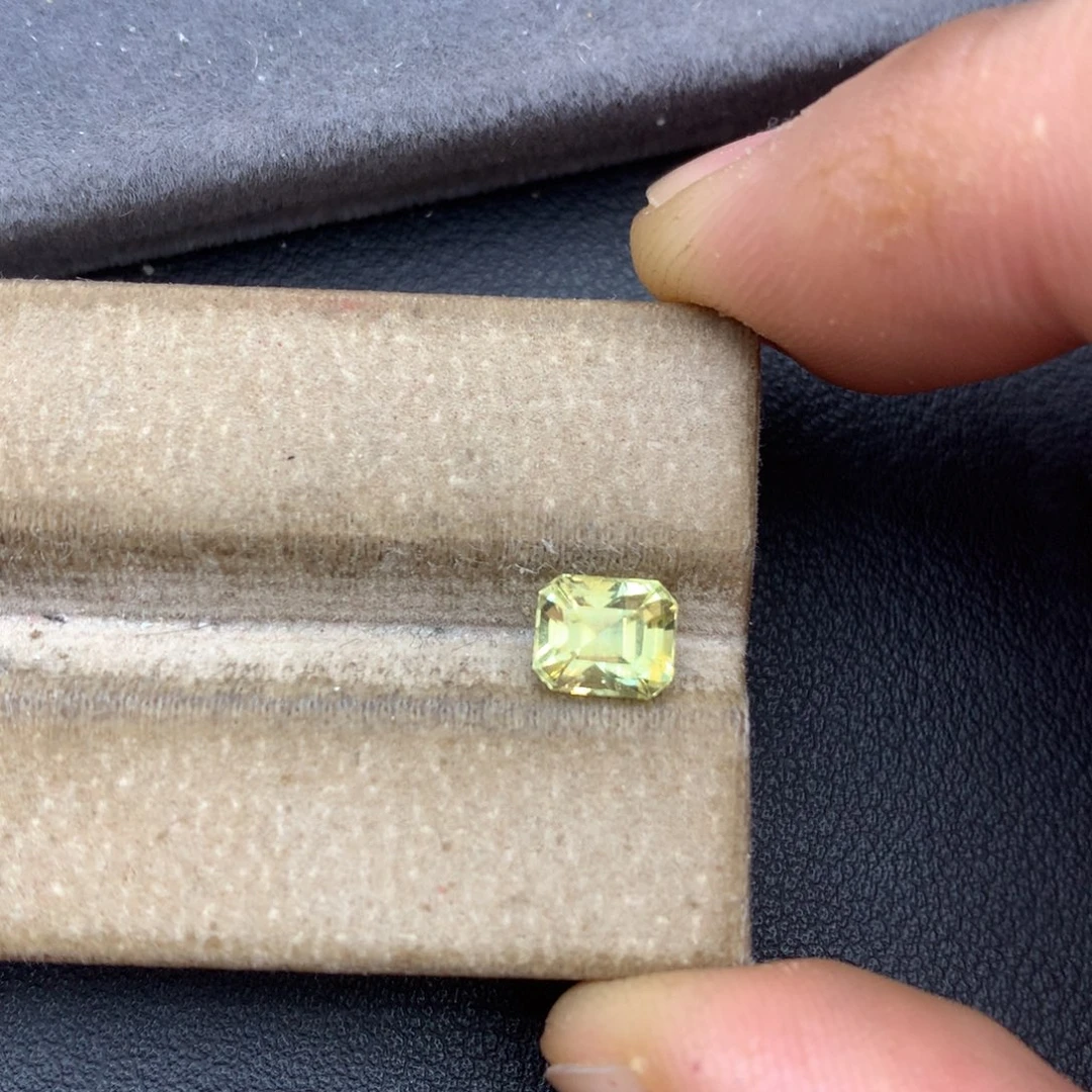 裸石金绿宝石1.57ct