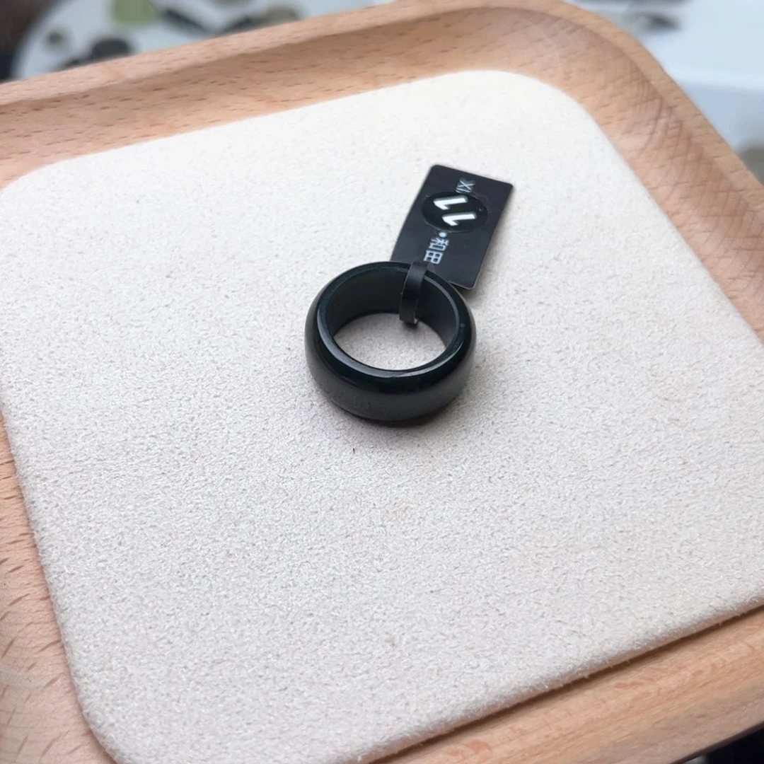 和田玉（糖玉）戒指未镶嵌