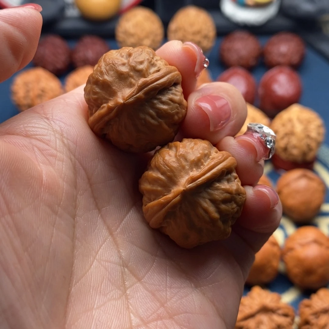 文玩核桃把件房***工精品小手捻