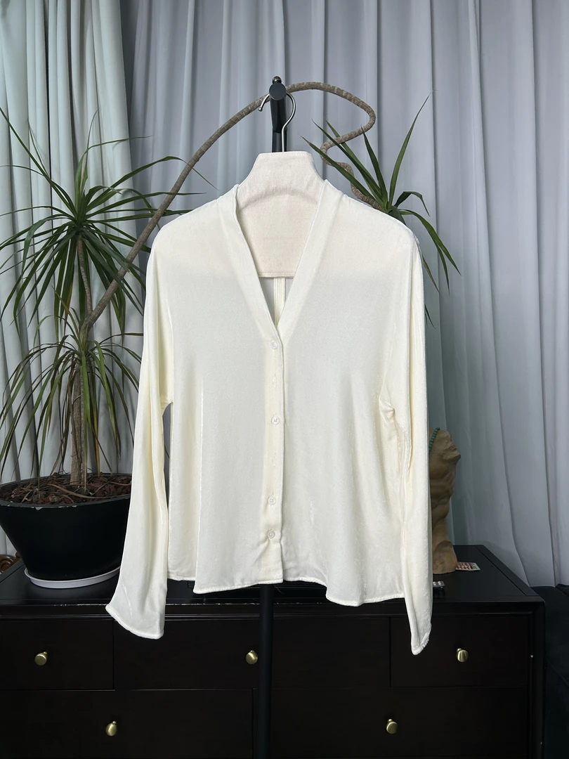 [LAZYPARK]早春百搭高级感丝绒长袖外套