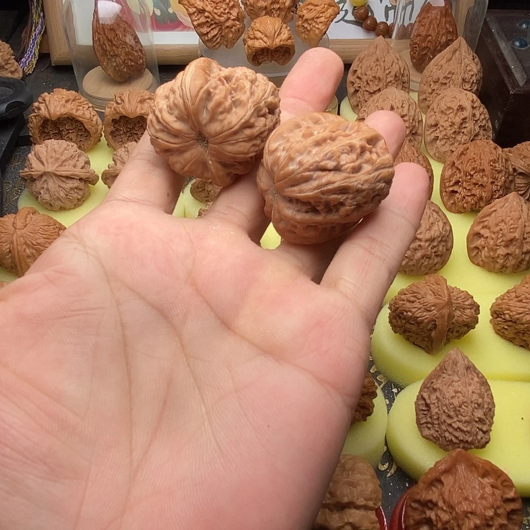 a***良文玩核桃把件元宝42