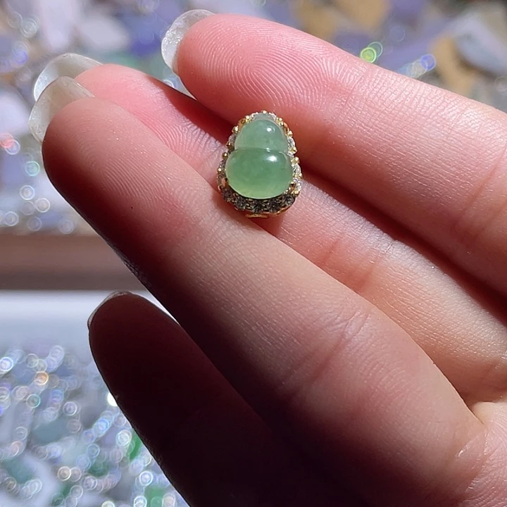 翡翠银S925镶嵌颈饰翡翠