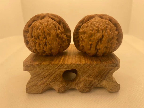 B05白狮子39尺全品福利对文玩核桃