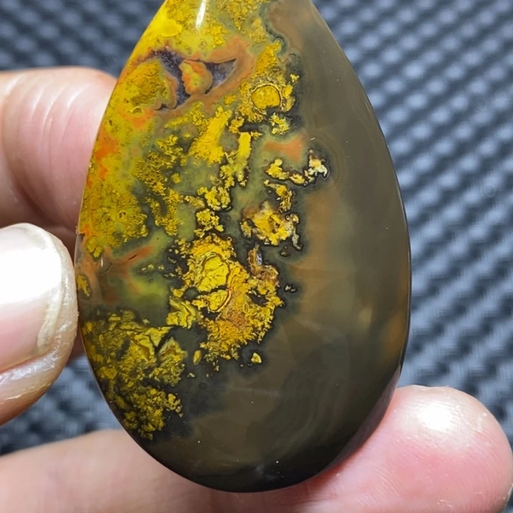 玛瑙/玉髓颈饰未镶嵌清**然