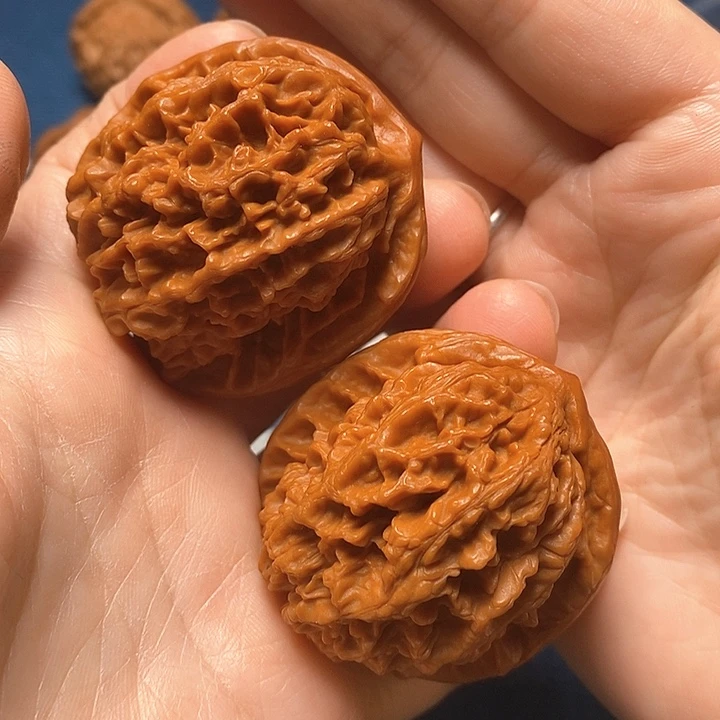 文玩核桃把件大花