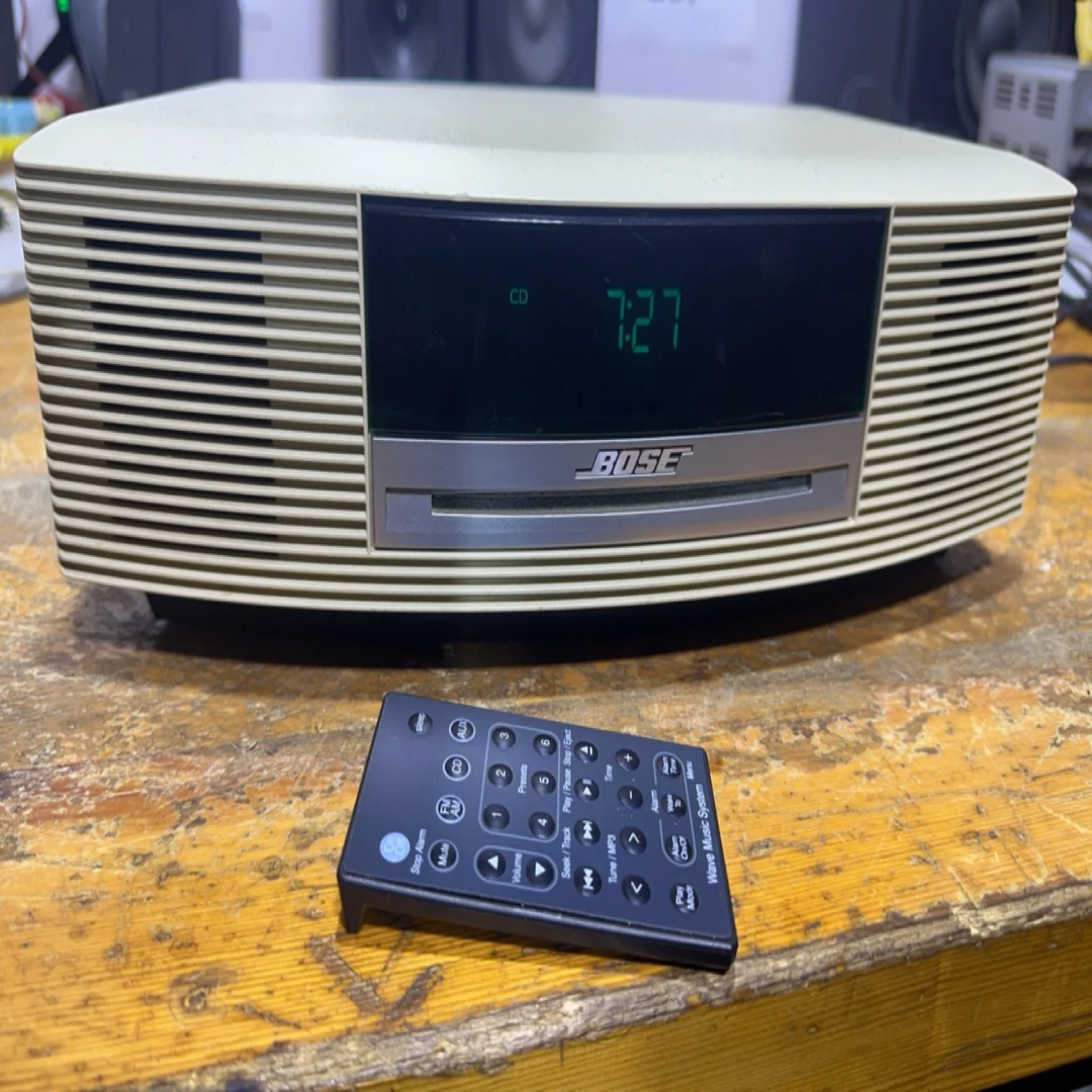 8新 BOSE 桌面音箱 1 不支持七天无理由 运费自理