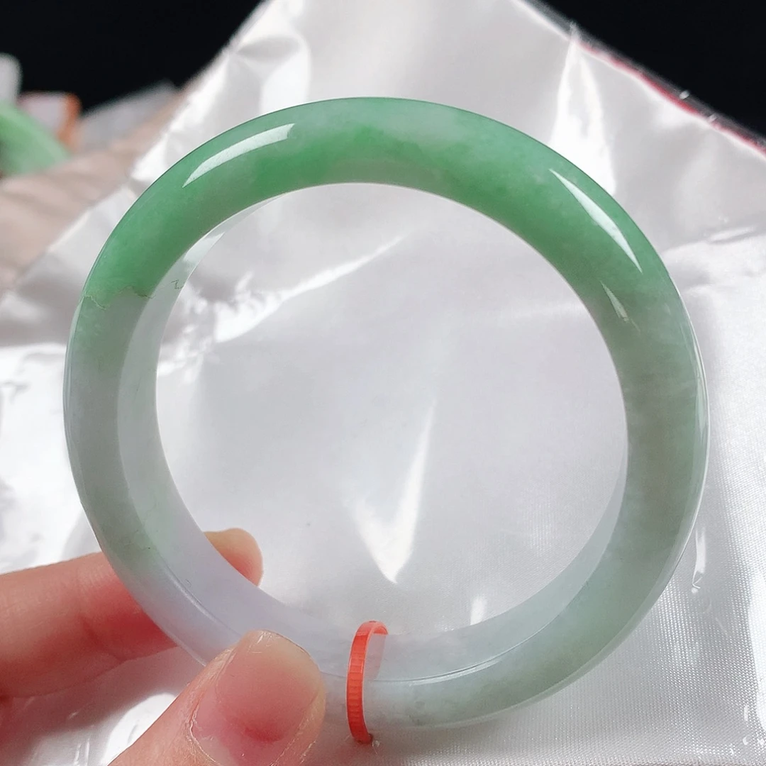 翡翠手镯未镶嵌58圈0987