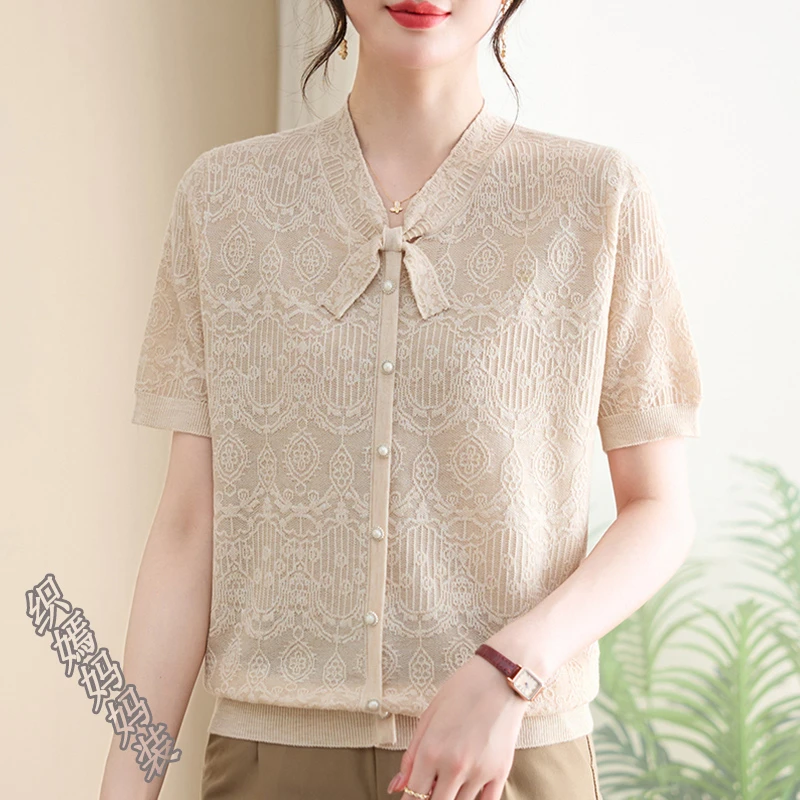 年轻妈妈洋气夏装短袖T恤2025新款中老年女装时尚蕾丝蝴蝶结小衫