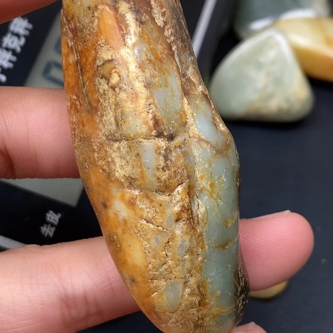 和田玉（糖玉）未镶嵌挂件
