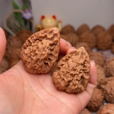 吊坠文玩核桃官帽异形有黄