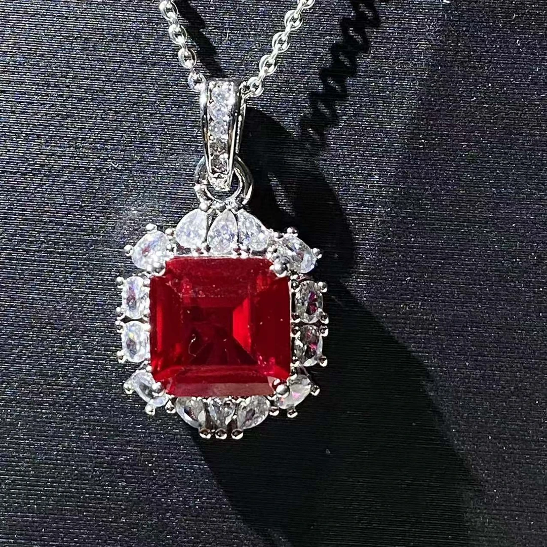 精选Q15-典藏轻奢-重工豪华吊坠