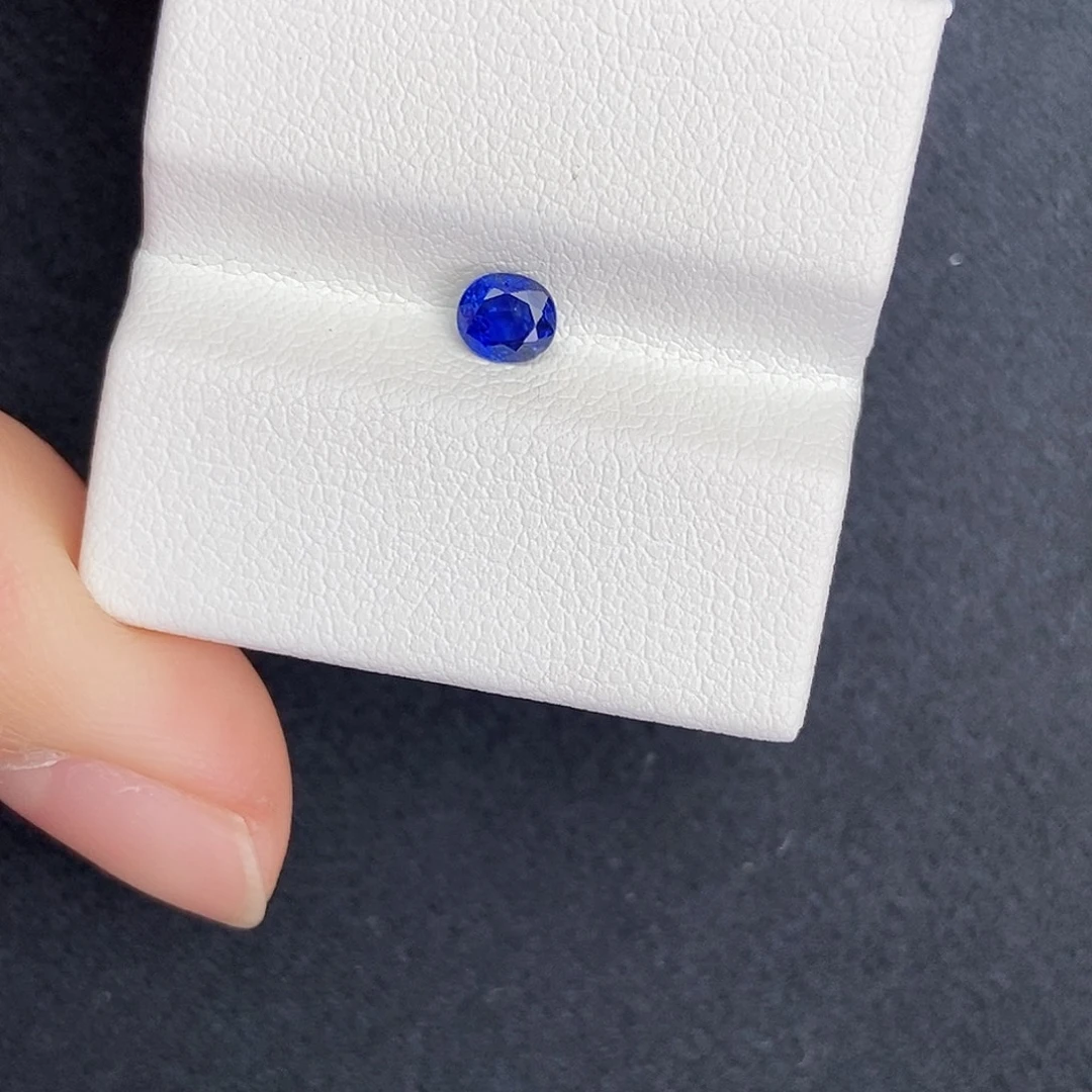 枫***唏蓝宝石裸石0.38 ct