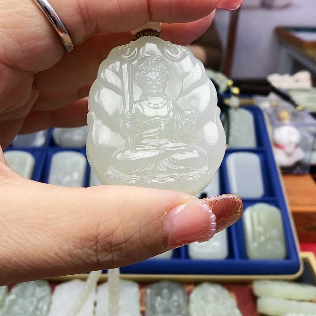 【闪购商品】和田玉颈饰未镶嵌波**涌