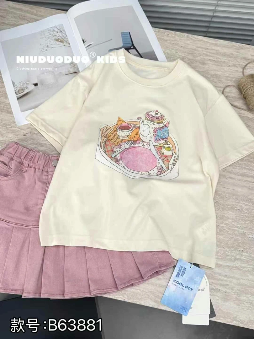 2025夏季新款女童时尚美式卡通印花洋气短袖T恤