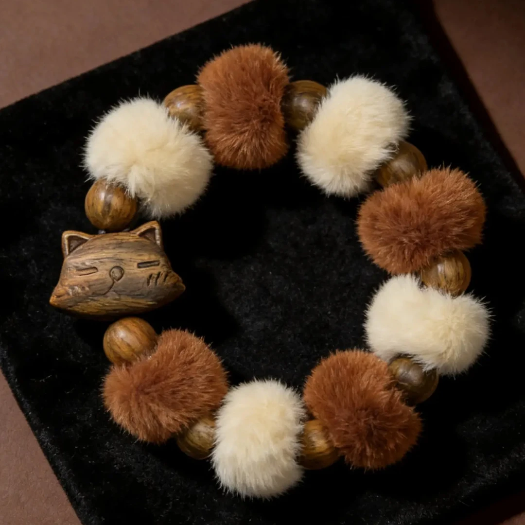 原创设计天然绿檀招财猫毛绒手串冬季氛围感自带香味的毛茸小猫