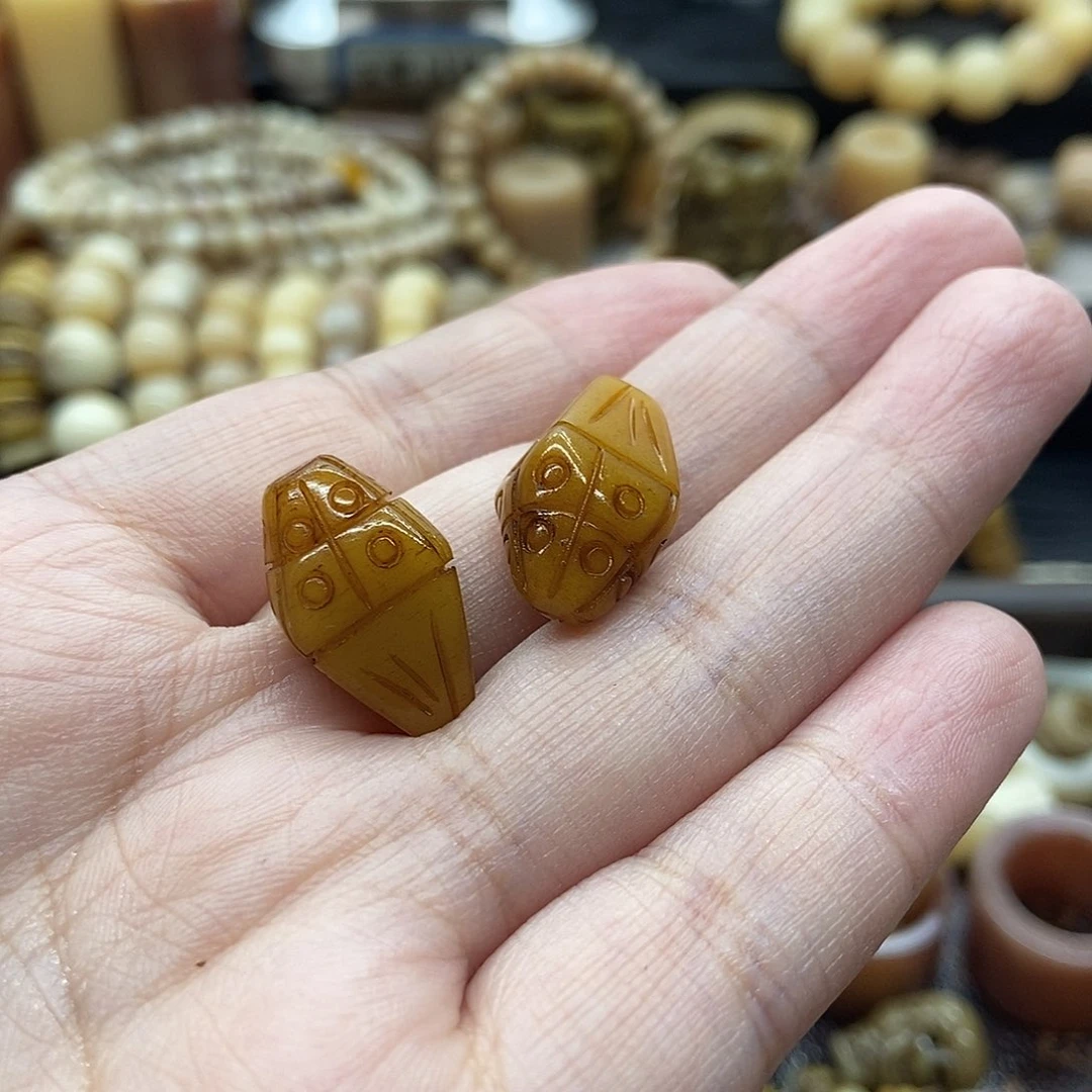 驼骨手串/手链牛骨擦擦一个