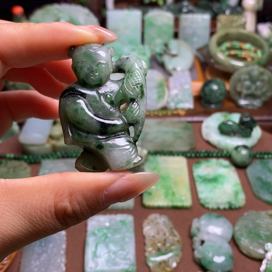 娅****未镶嵌挂件翡翠111111111111111