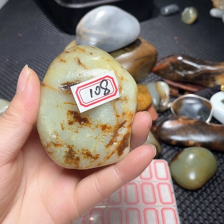 未镶嵌和田玉挂件108