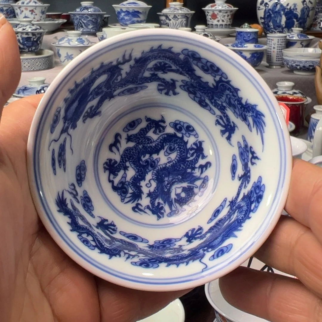 摆件景德镇青花瓷器