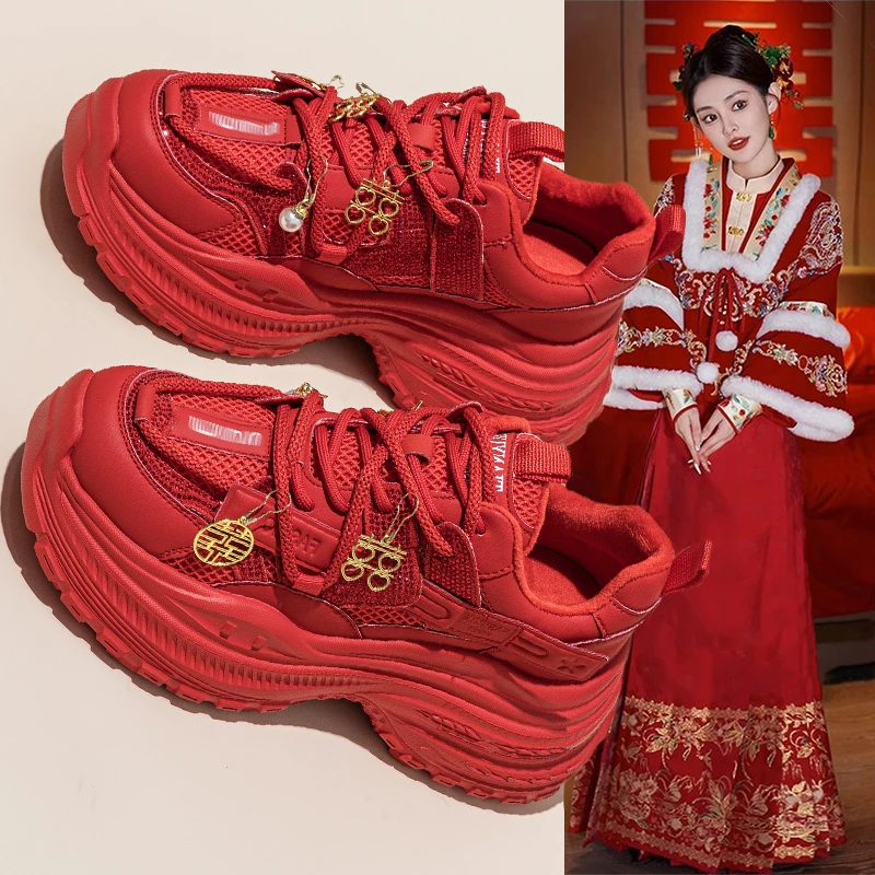 秀禾婚鞋女2025新款新娘鞋冬季加绒老爹鞋增高厚底运动红色结婚鞋