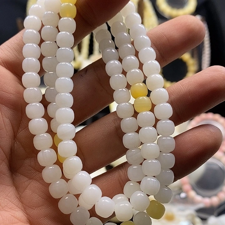 呱***.贝壳手串/手链高冰透老型