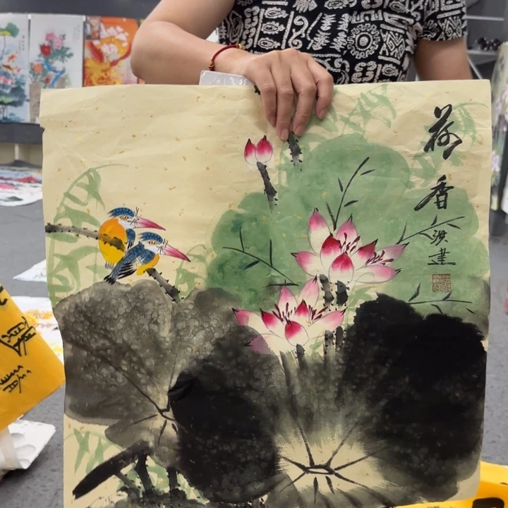 字画等多种形式的艺术作品