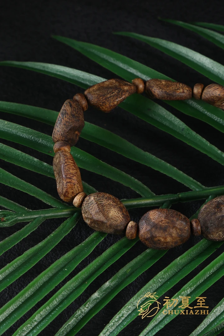 沉香（幻影）沉香 越南芽庄白棋楠壳料随型单圈10g+ 多样性发一