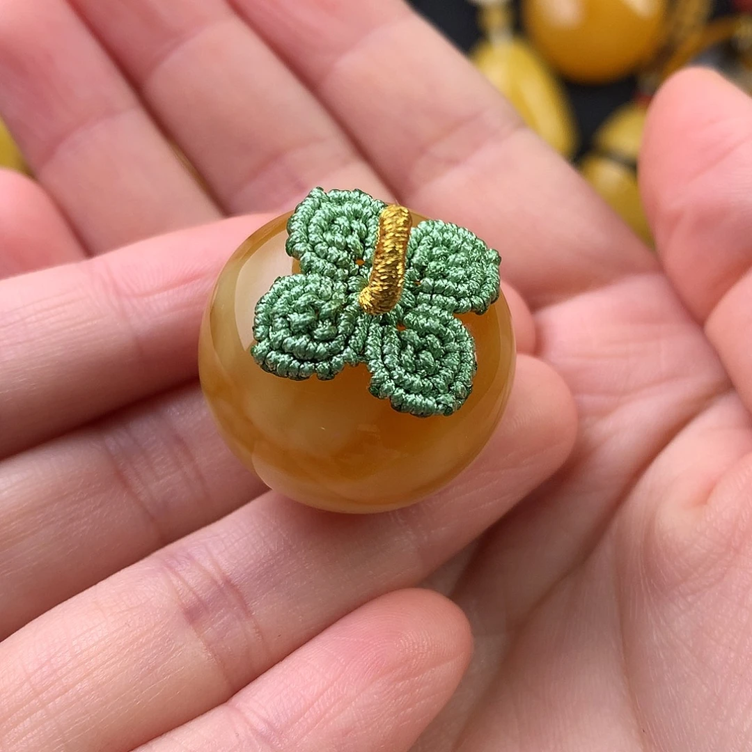 琥珀未镶嵌颈饰吊坠