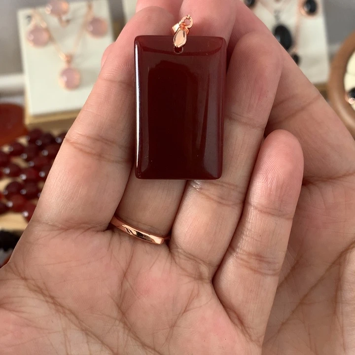 玛瑙/玉髓合金吊坠