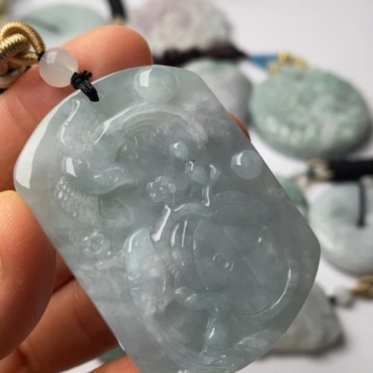 翡翠未镶嵌挂件翡翠