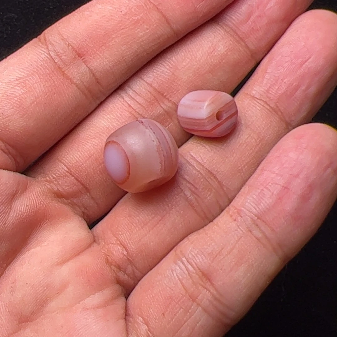 素***言玛瑙/玉髓未镶嵌配饰