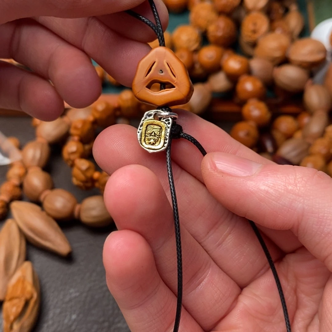 橄榄核吊坠橄榄核