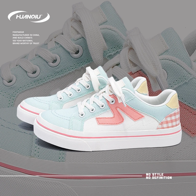 环球多巴胺帆布鞋女款2025冬季新款休闲时尚女鞋爆款百搭厚底板鞋