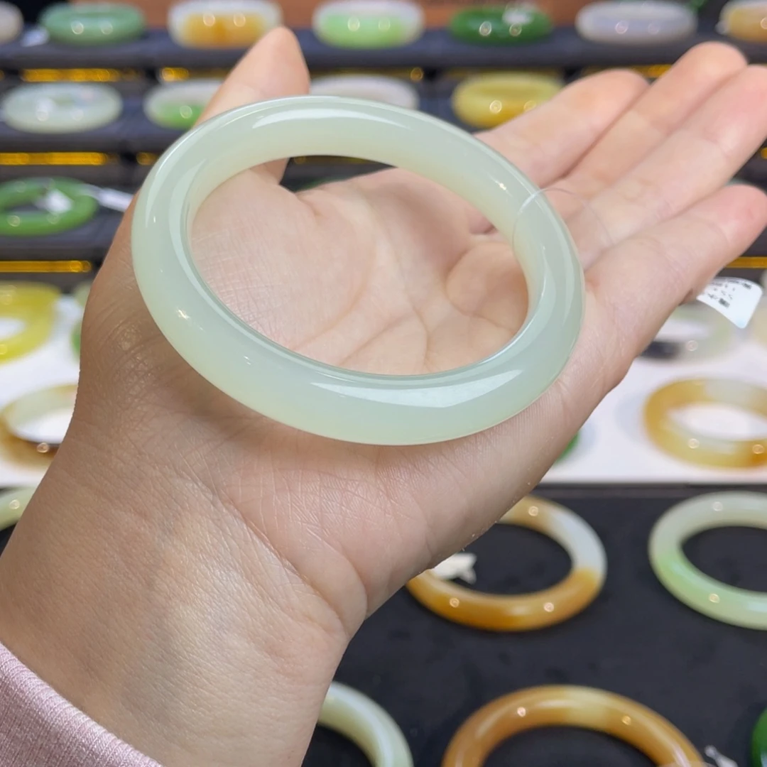 未镶嵌手镯和田玉@*七