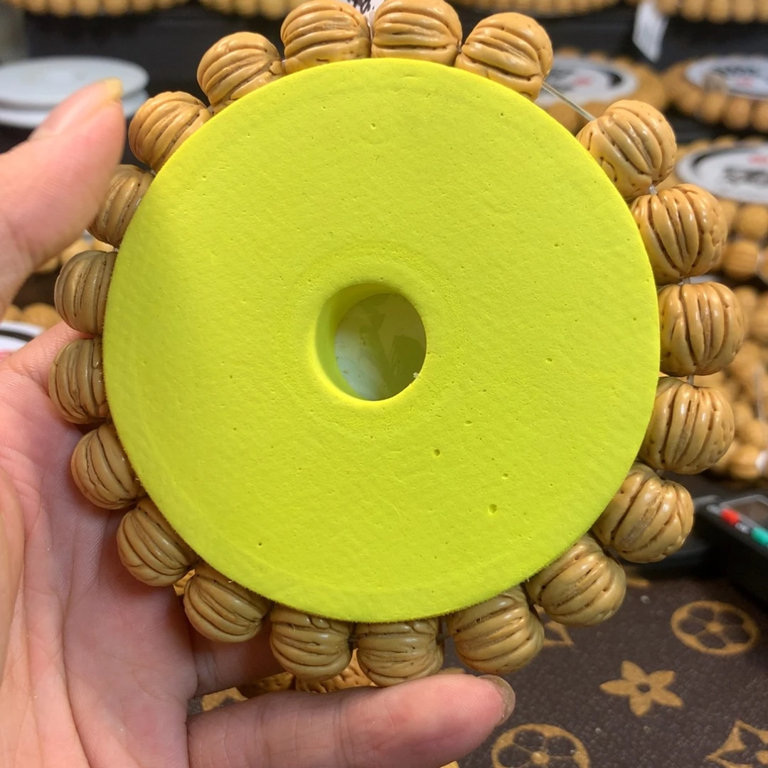 精品桃核金丹手串