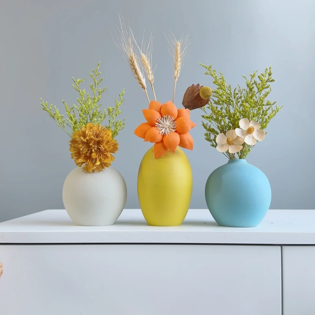 瓷片陶瓷小花瓶含花总高约20-30cm