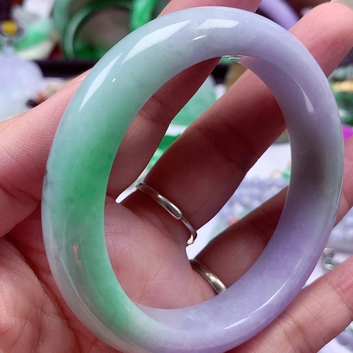 翡翠未镶嵌手镯翡翠