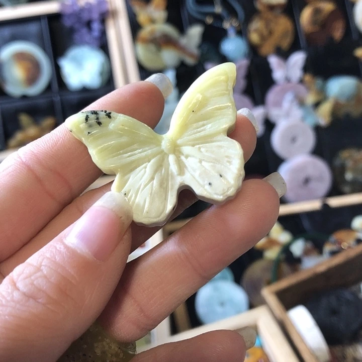 岫玉未镶嵌岫玉挂件