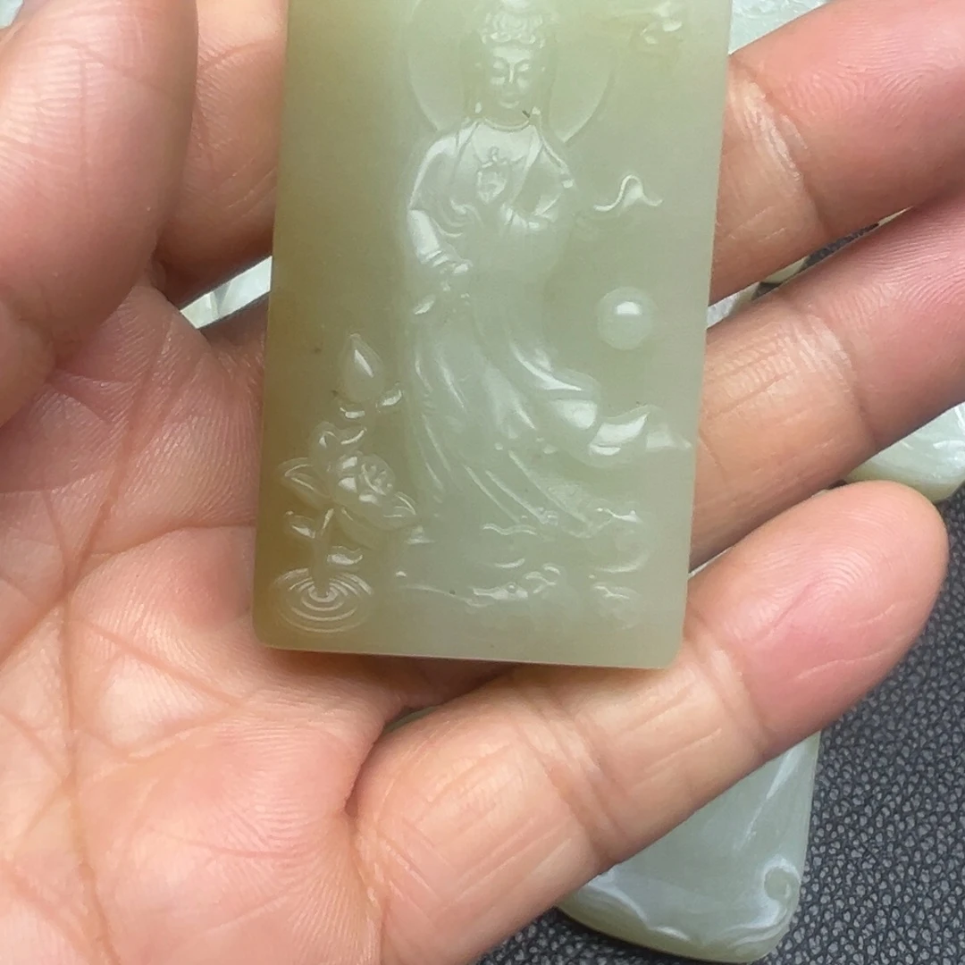 和田玉（糖玉）未镶嵌吊坠(不含链)