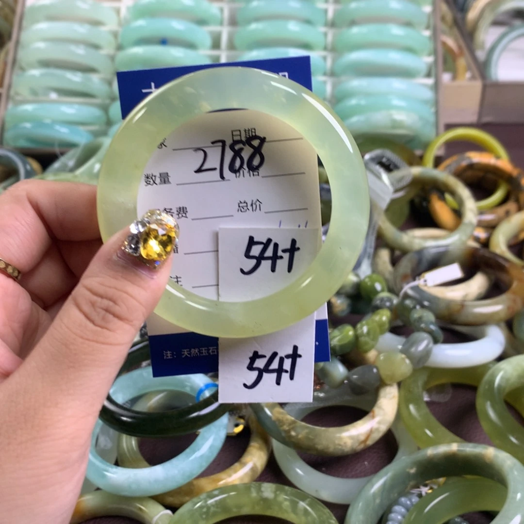 蛇纹石玉手镯未镶嵌2788