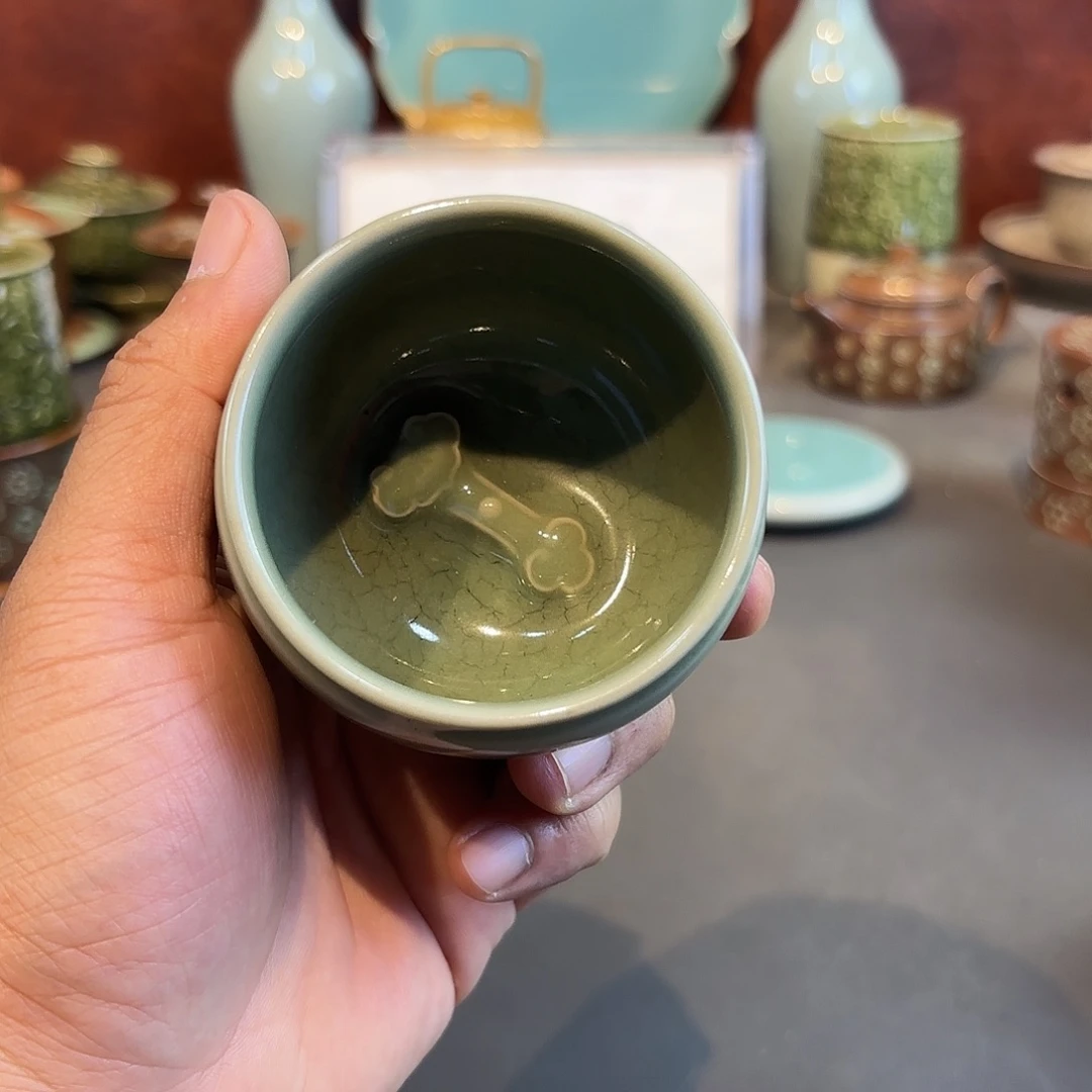 瓷片龙泉青瓷龙泉青瓷