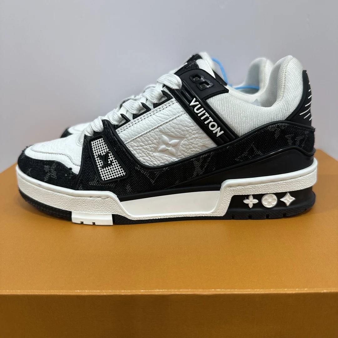 95新 LouisVuitton/路易威登 36.5码 trainer 黑白牛仔 低帮板鞋