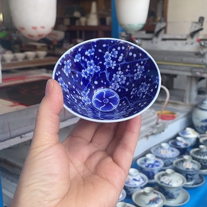 飞***哥青花釉下彩杯子哈