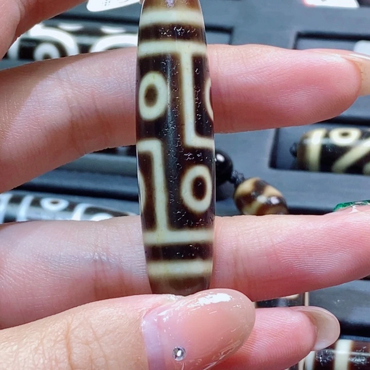 大****玛瑙/玉髓（覆膜）未镶嵌颈饰