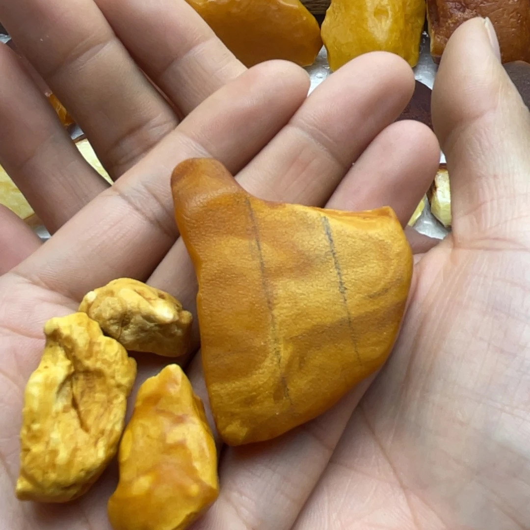 刘***定制琥珀未镶嵌蜜蜡订制老型